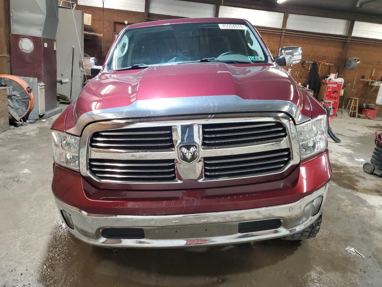 2017 RAM 1500 SLT - Image 5