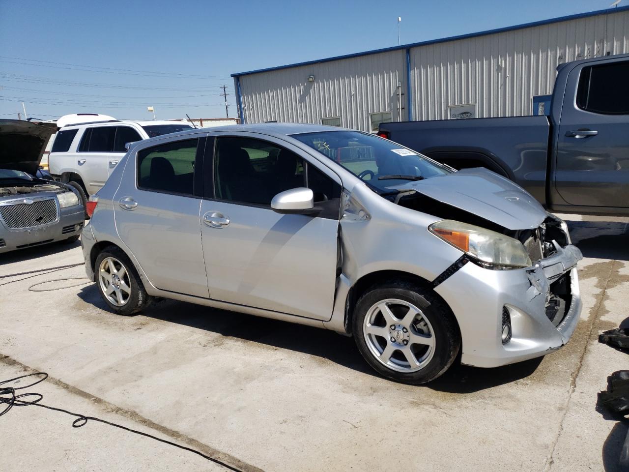 2012 TOYOTA YARIS - Image 4