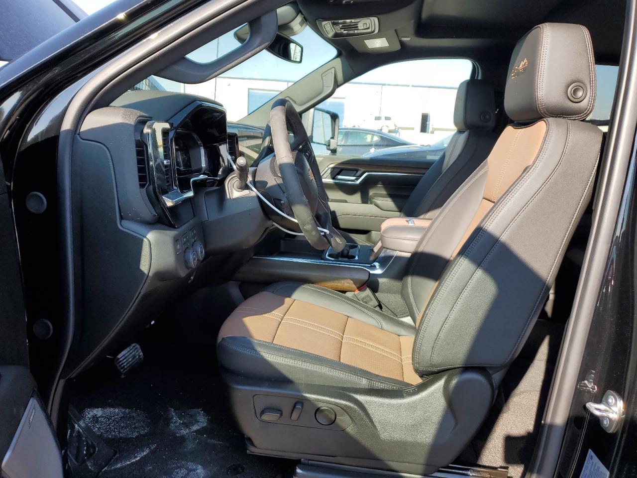 2024 CHEVROLET SILVERADO - Image 7