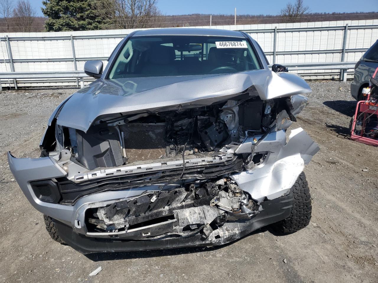 2019 TOYOTA TACOMA DOU - Фото 5