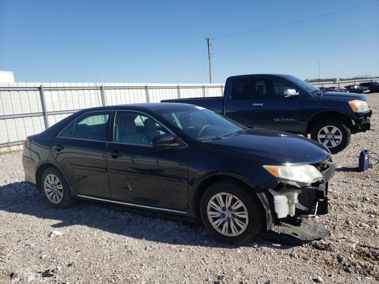 2013 TOYOTA CAMRY L - Фото 4