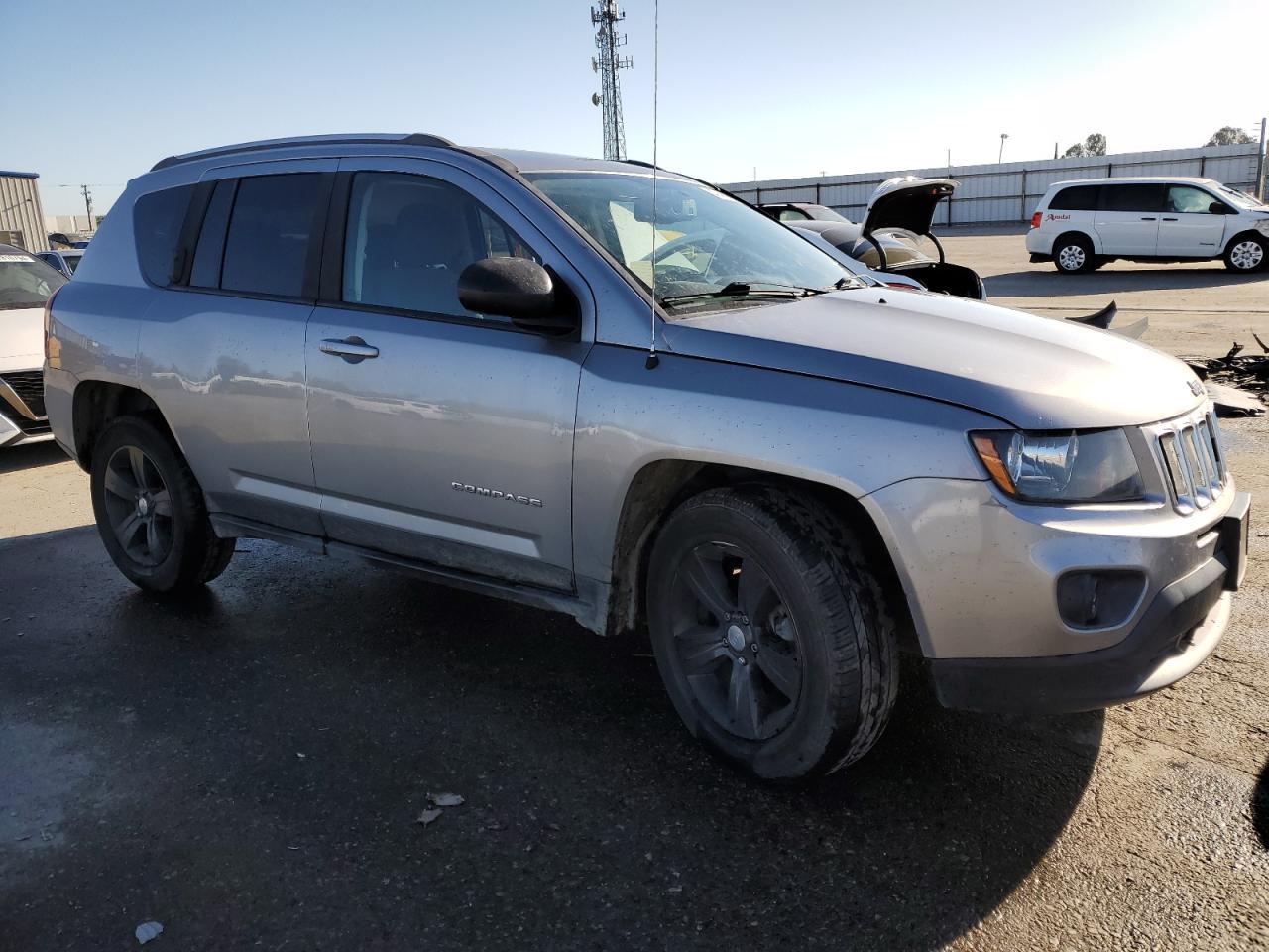 2017 JEEP COMPASS SP - Image 4