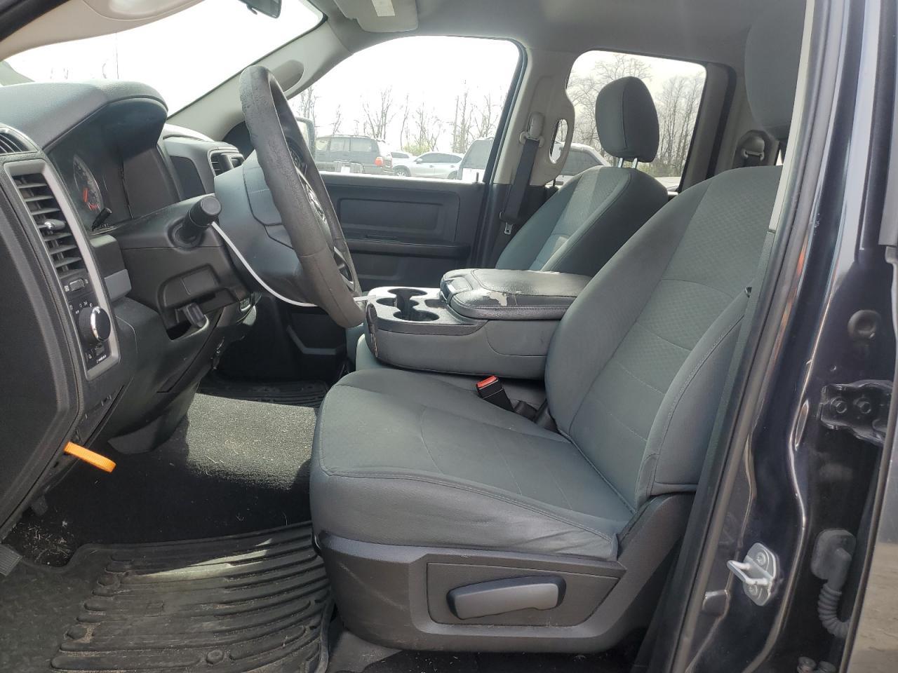 2018 RAM 1500 ST - Image 7
