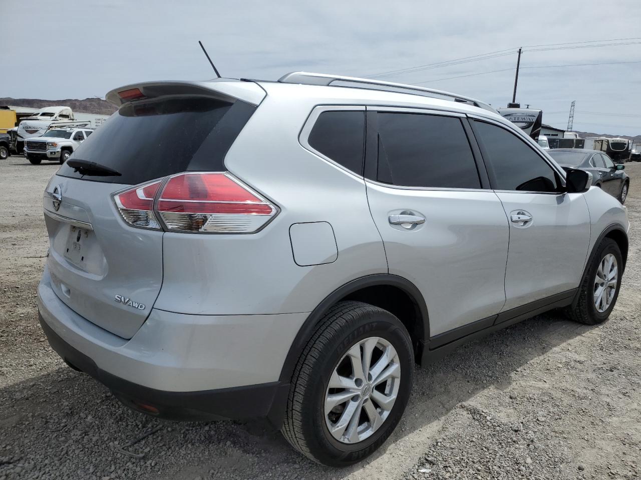 2016 NISSAN ROGUE S - Фото 3