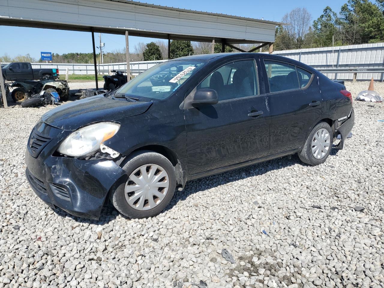 2014 NISSAN VERSA S