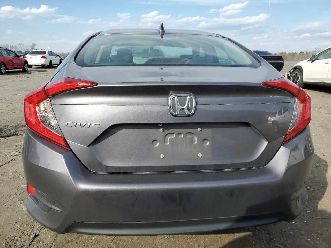 2018 HONDA CIVIC EX - Image 6