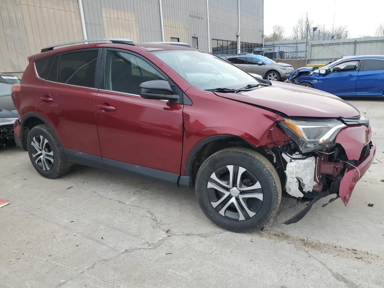 2018 TOYOTA RAV4 LE - Image 4