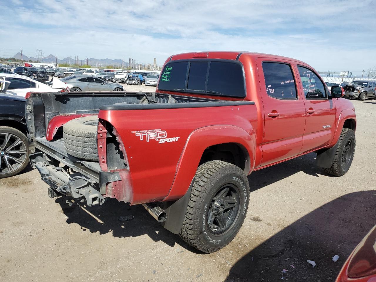 2013 TOYOTA TACOMA DOU - Фото 3