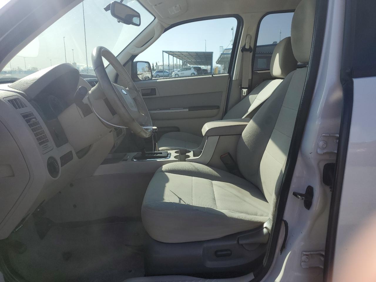 2012 FORD ESCAPE XLT - Фото 7