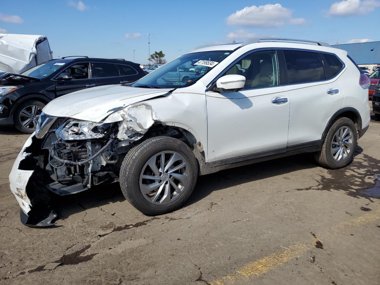2014 NISSAN ROGUE S