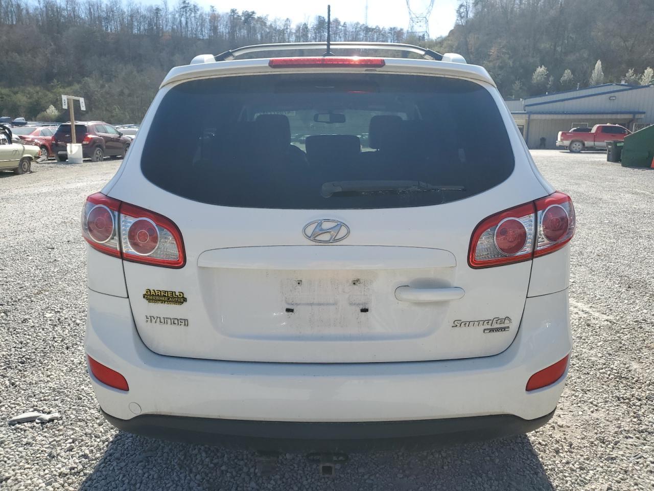 2010 HYUNDAI SANTA FE S - Image 6