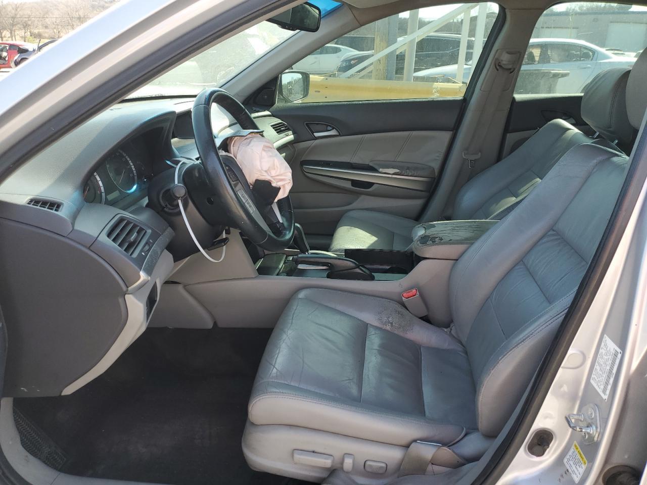 2010 HONDA ACCORD EXL - Image 7