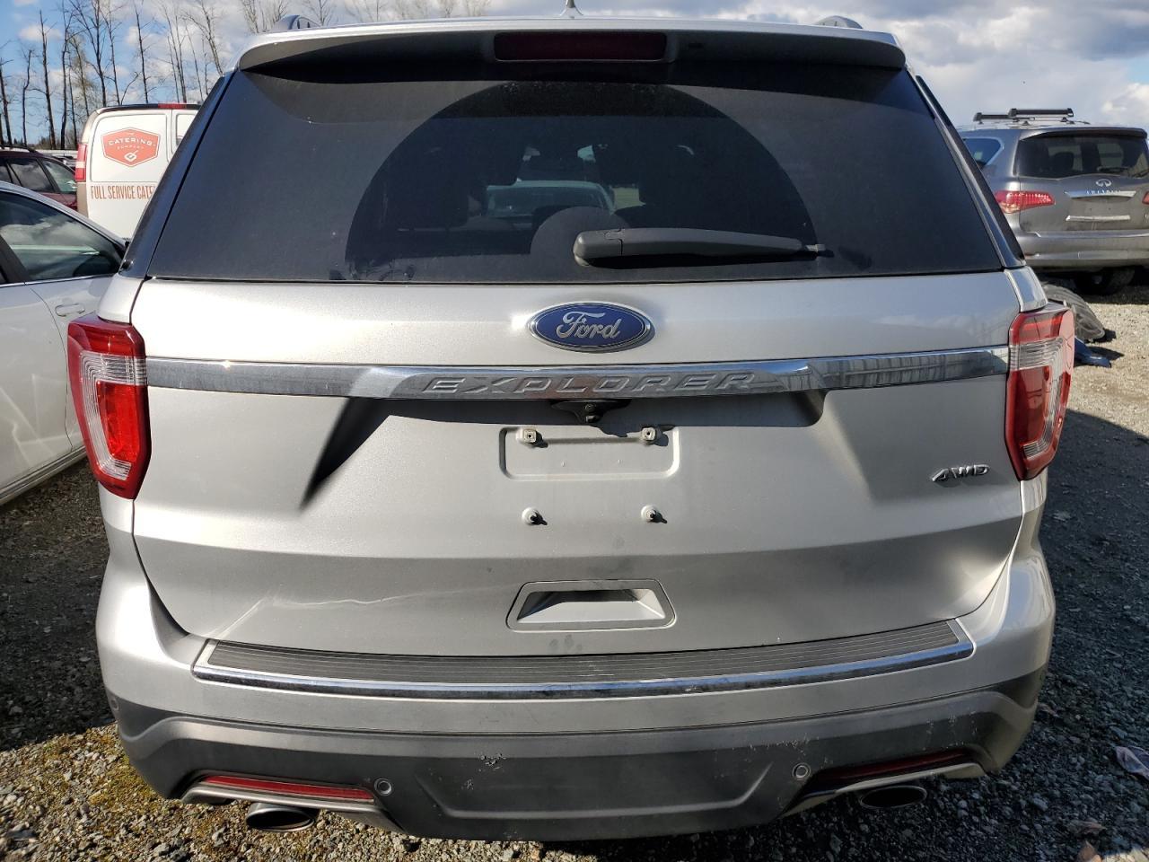 2018 FORD EXPLORER X - Фото 6