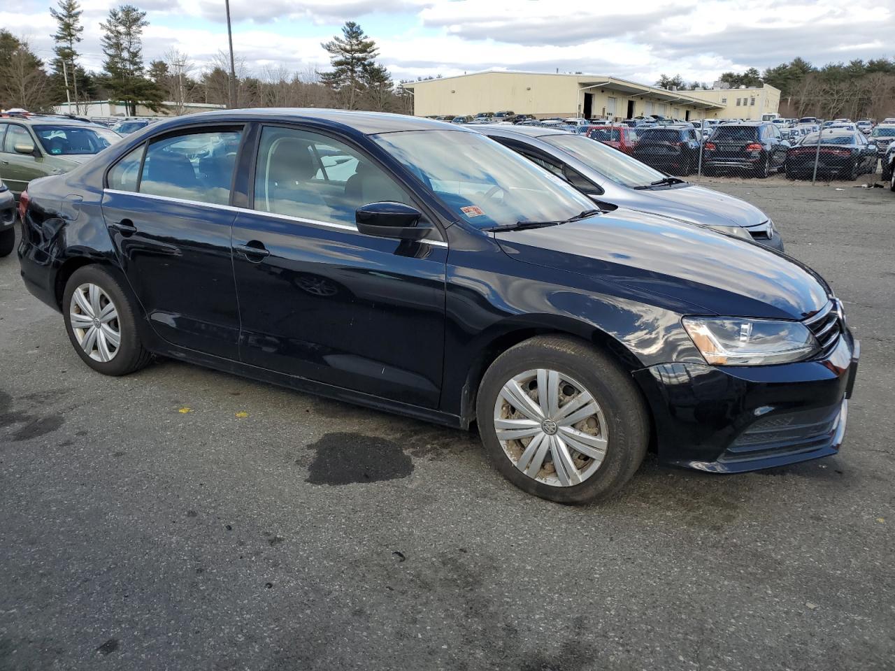 2017 VOLKSWAGEN JETTA S - Фото 4