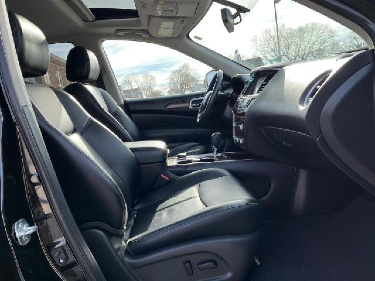 2017 NISSAN PATHFINDER - Image 5