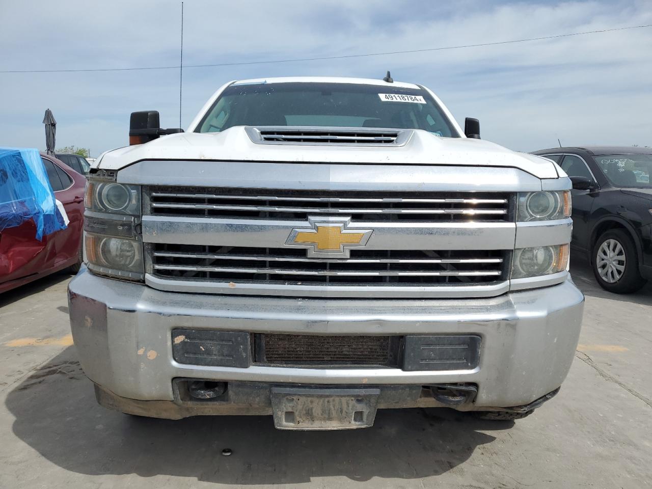 2017 CHEVROLET SILVERADO - Image 5