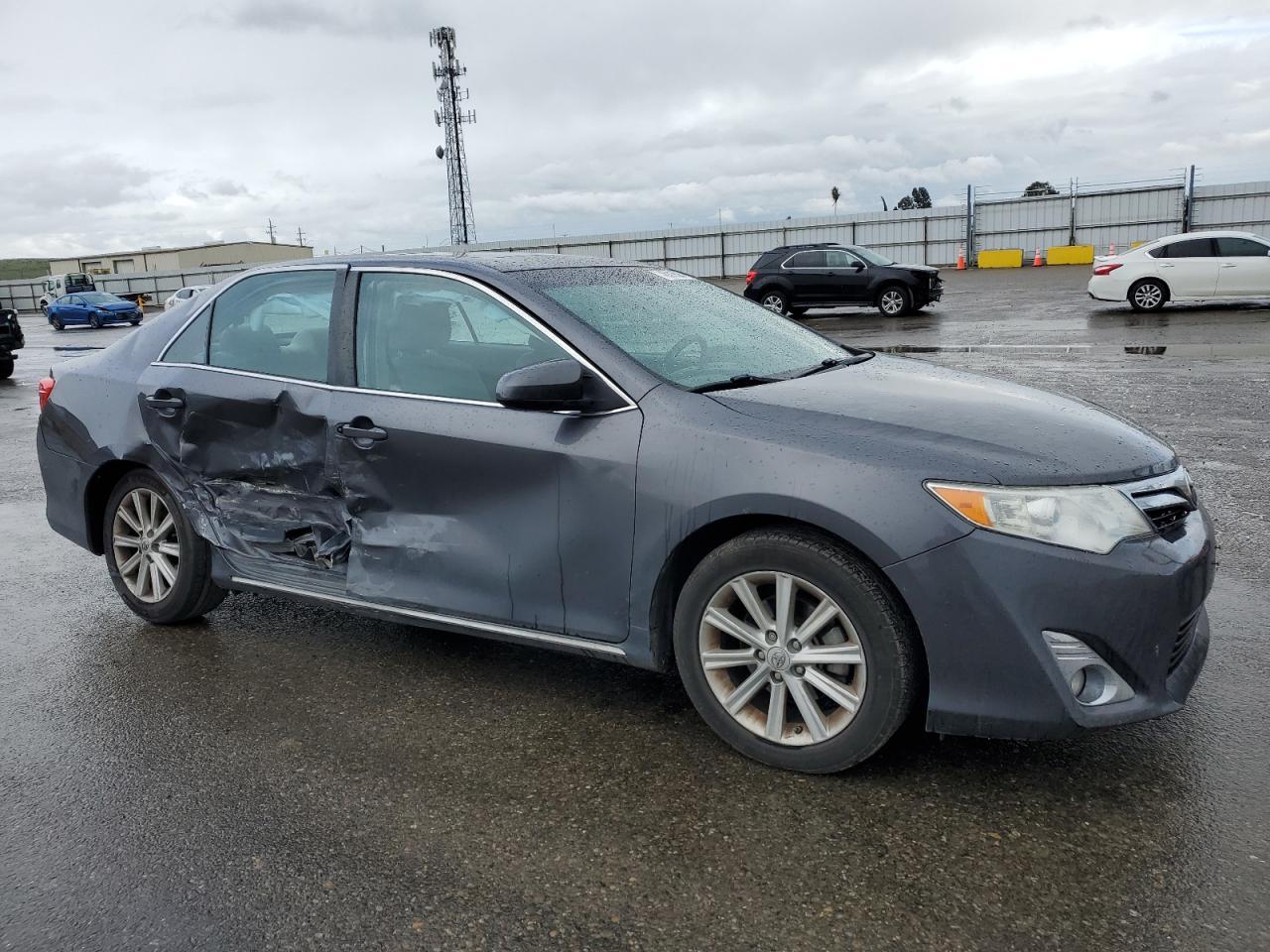 2013 TOYOTA CAMRY L - Image 4