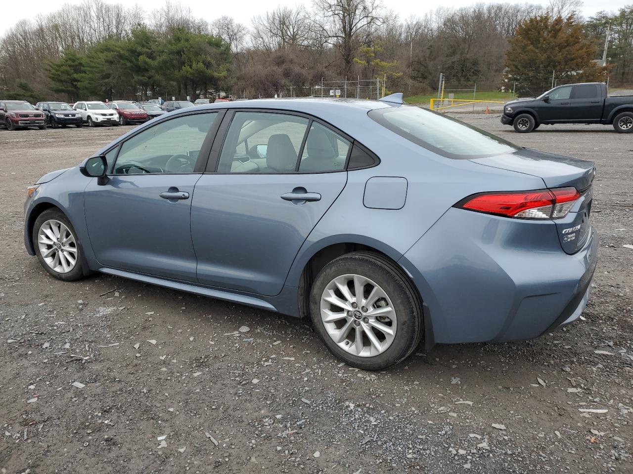 2020 TOYOTA COROLLA LE - Фото 2