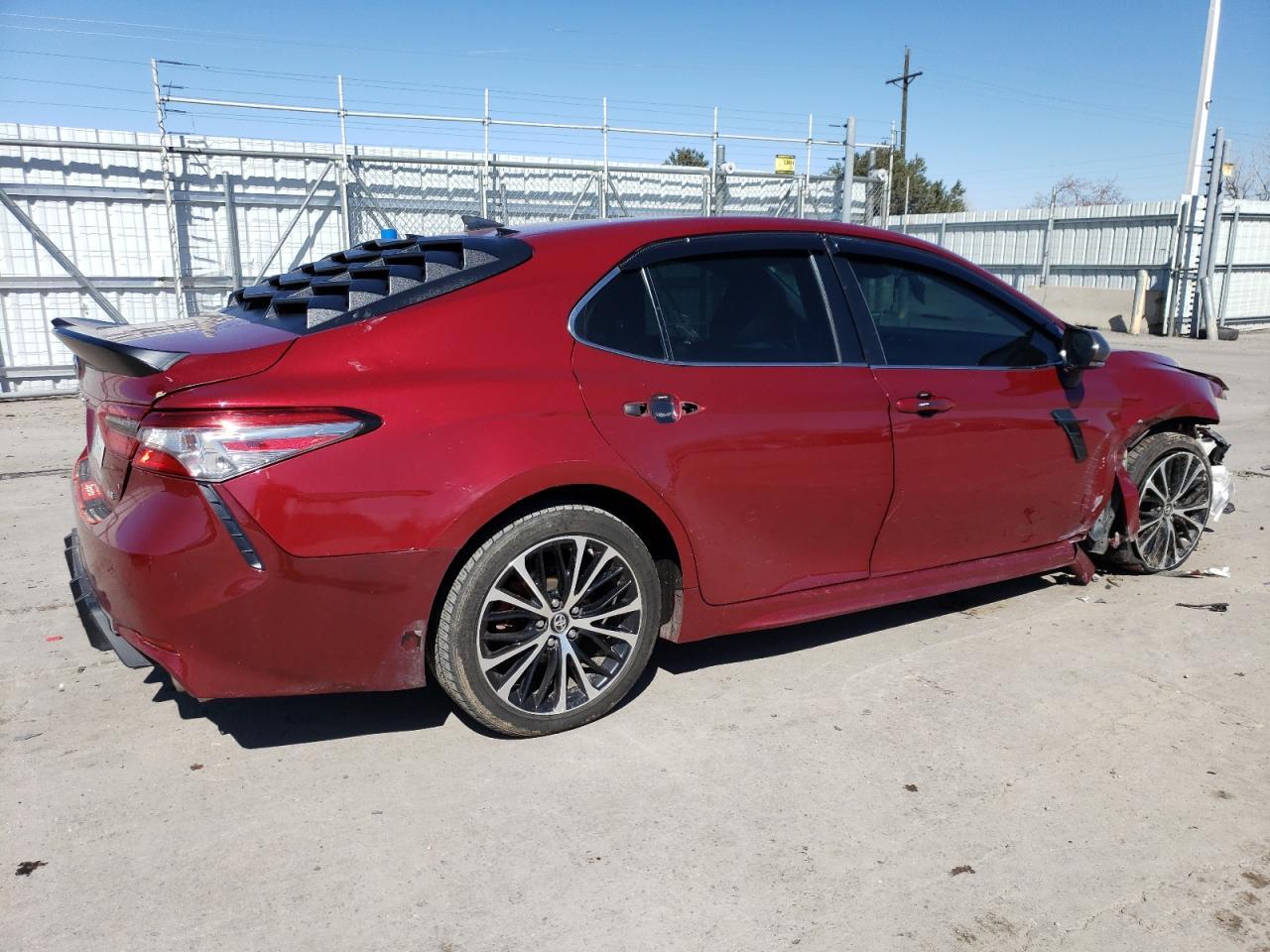 2018 TOYOTA CAMRY L - Image 3
