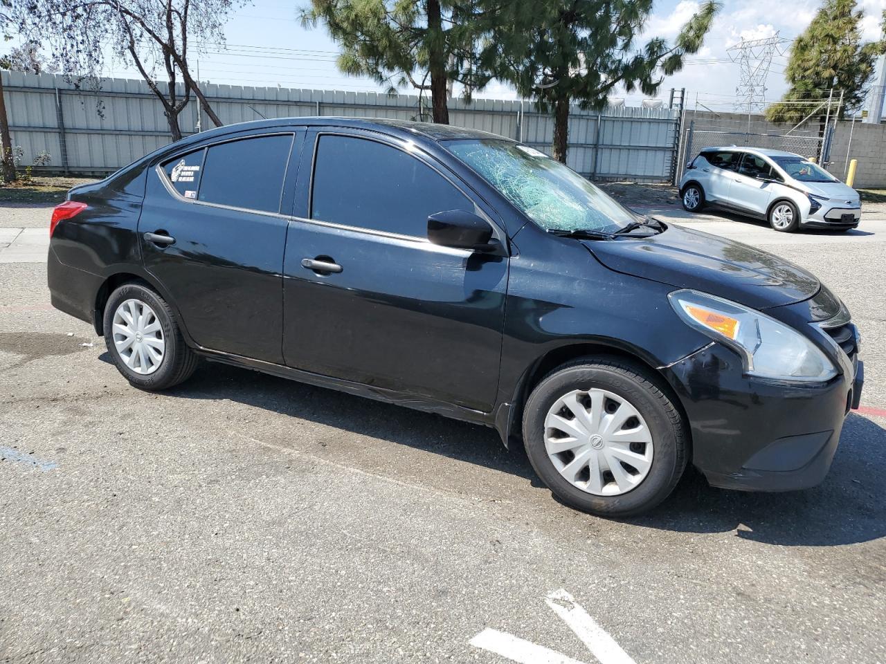2016 NISSAN VERSA S - Фото 4