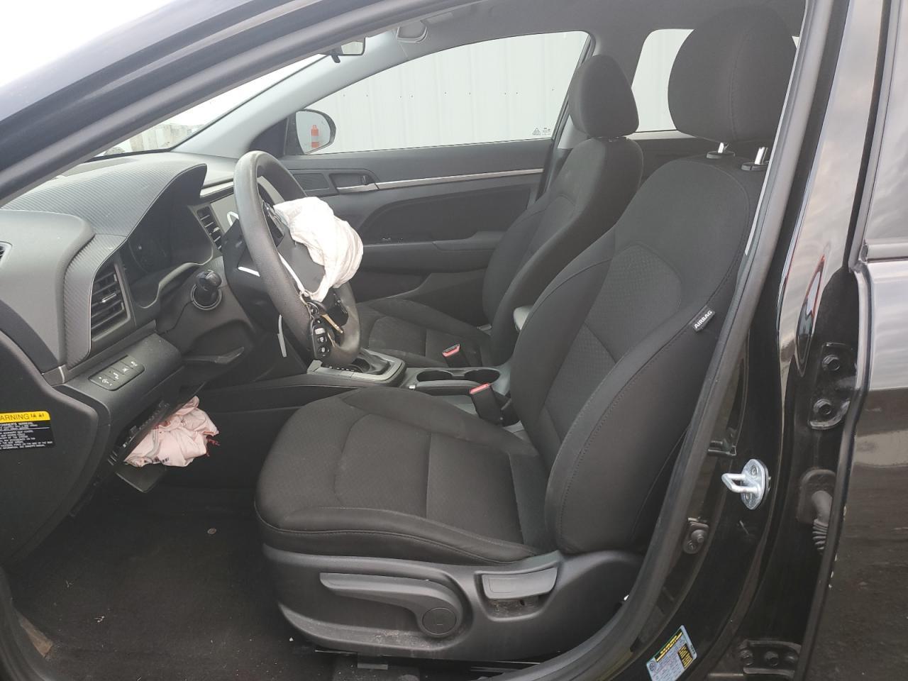 2019 HYUNDAI ELANTRA SE - Фото 7