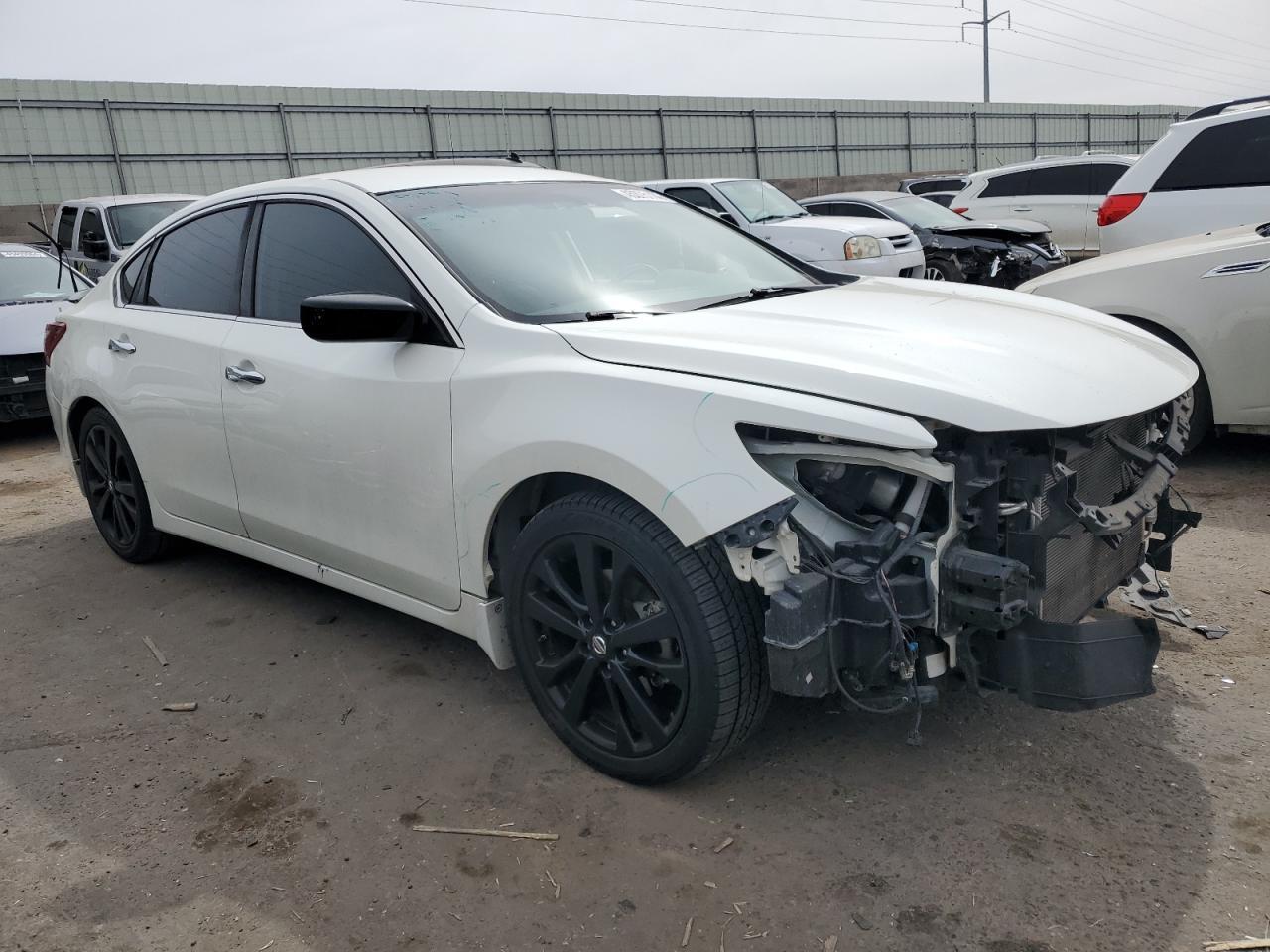 2017 NISSAN ALTIMA 2.5 - Image 4