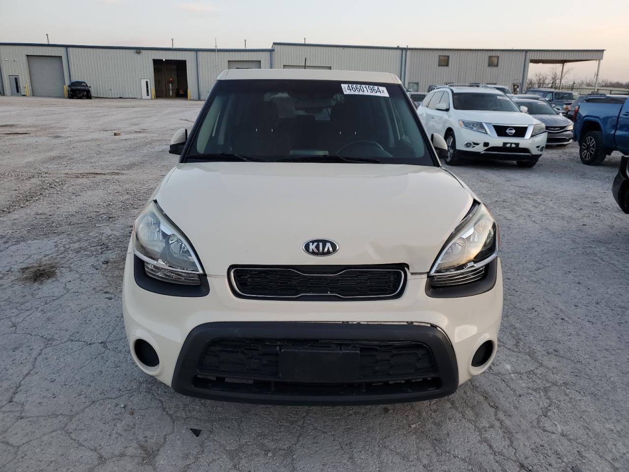 2013 KIA SOUL + - Image 5