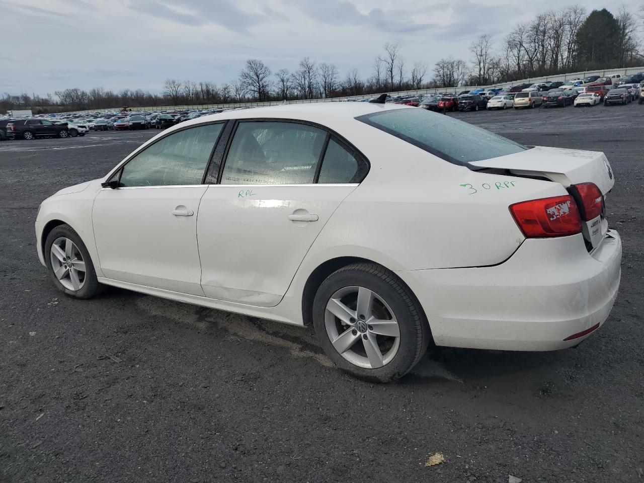 2013 VOLKSWAGEN JETTA TDI - Image 2