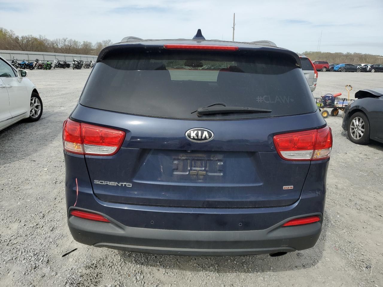 2016 KIA SORENTO LX - Image 6