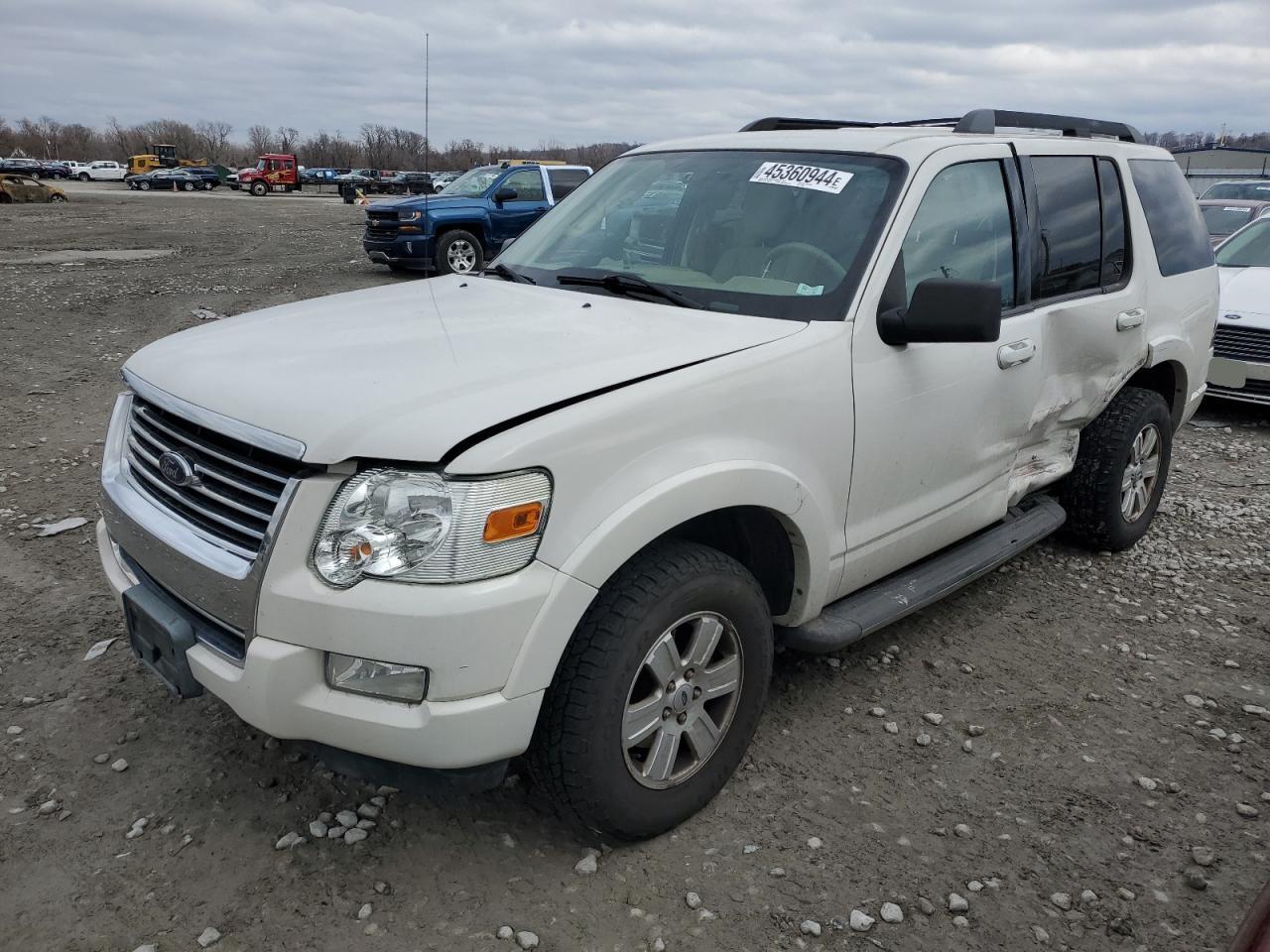 2010 FORD EXPLORER X