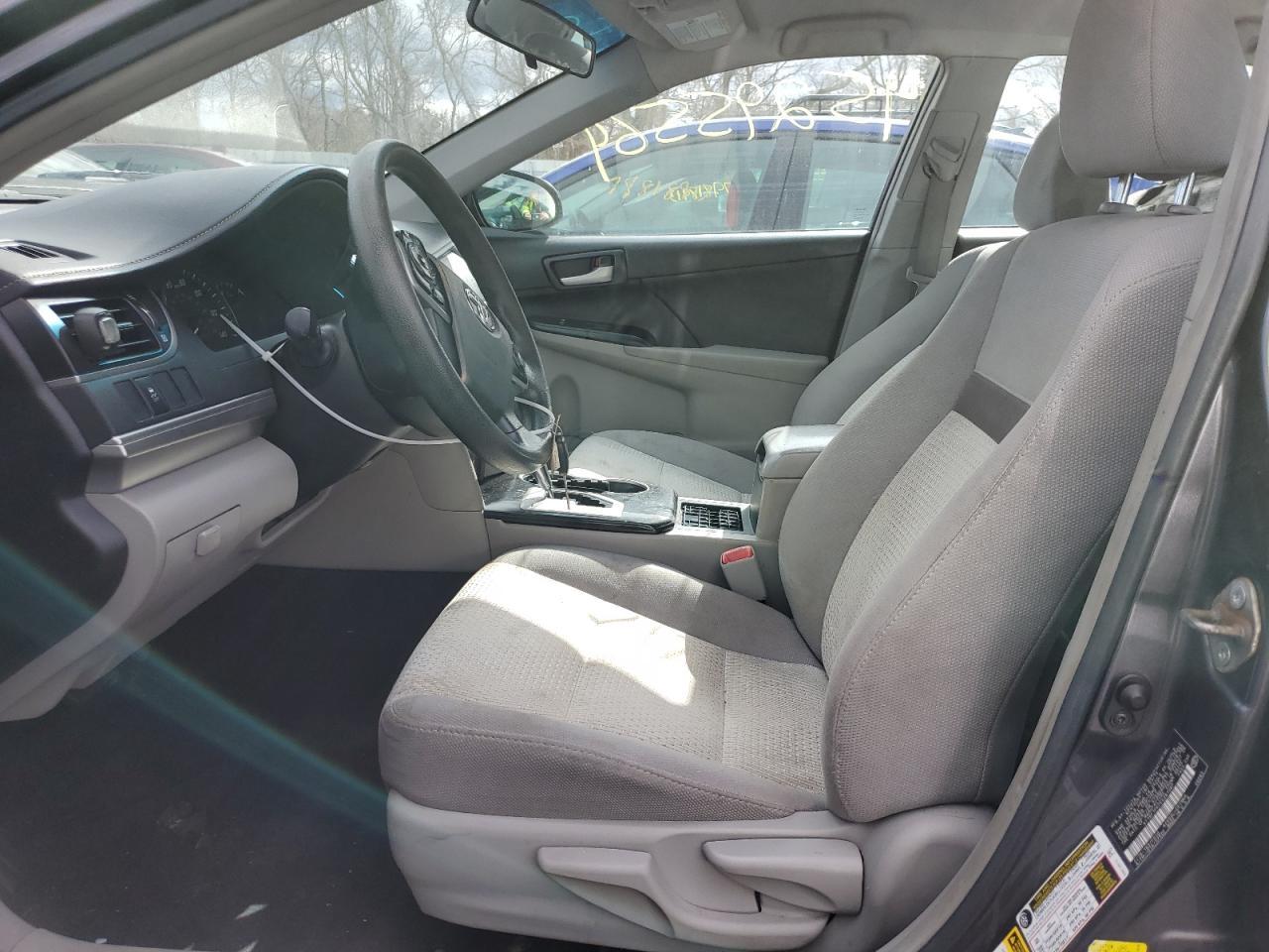2014 TOYOTA CAMRY L - Фото 7