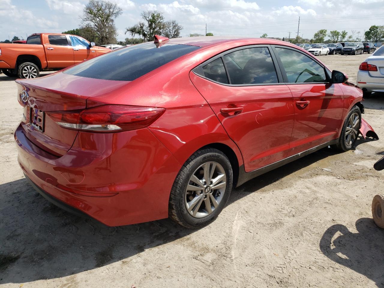 2018 HYUNDAI ELANTRA SE - Фото 3