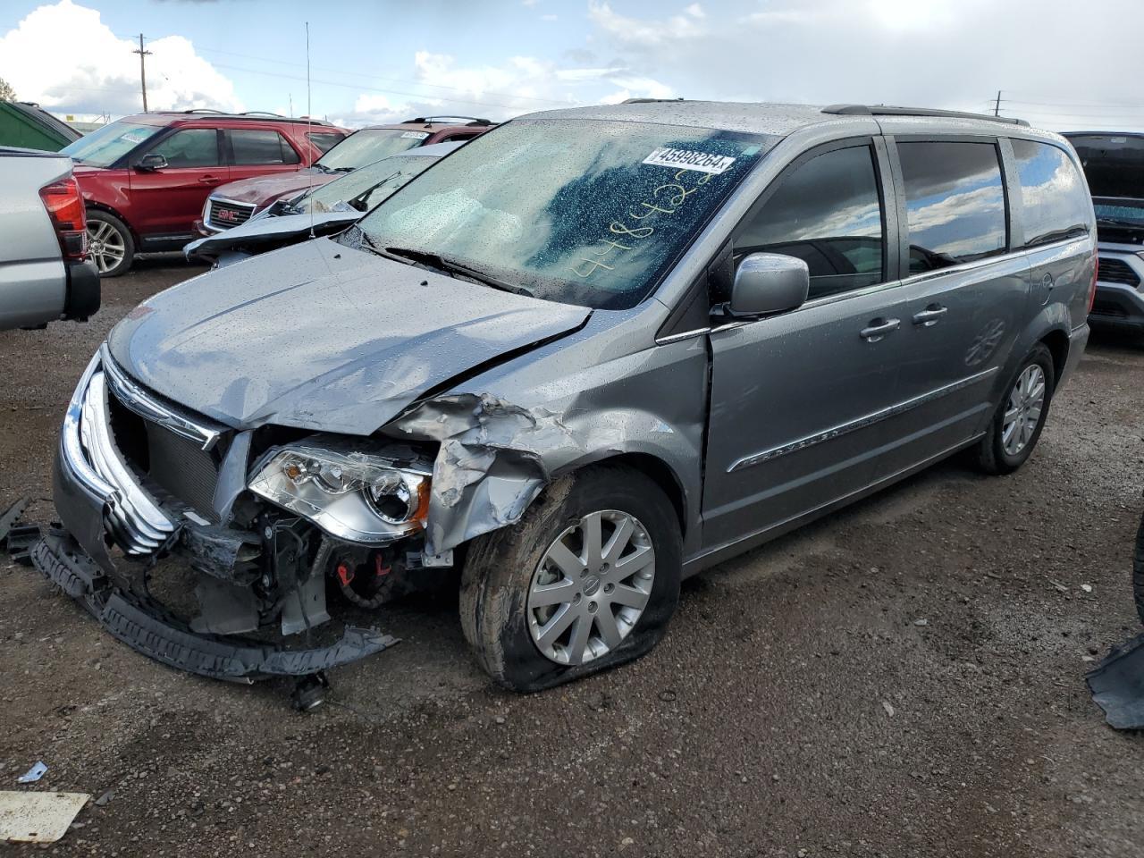 2014 CHRYSLER TOWN & COU