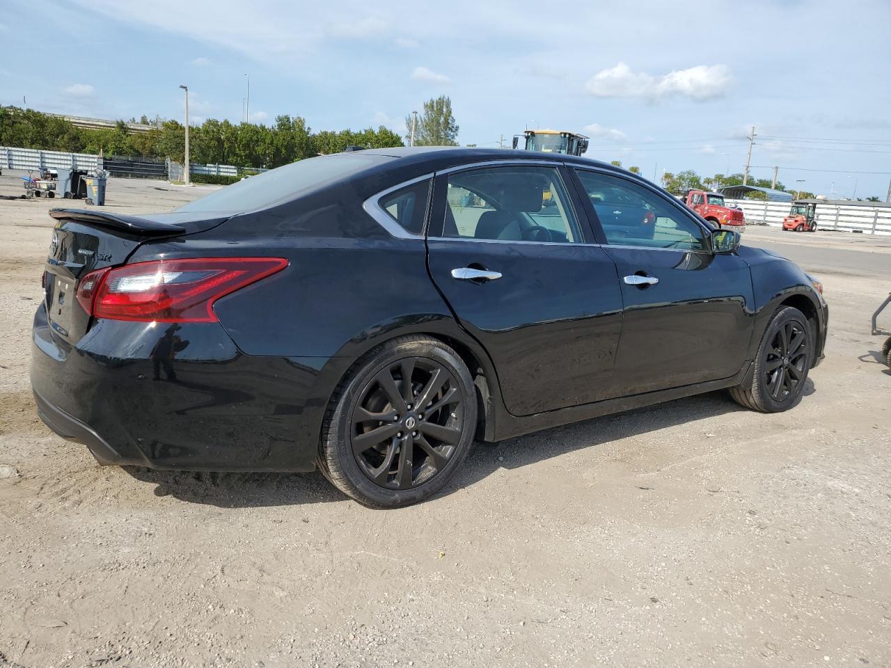 2018 NISSAN ALTIMA 2.5 - Фото 3