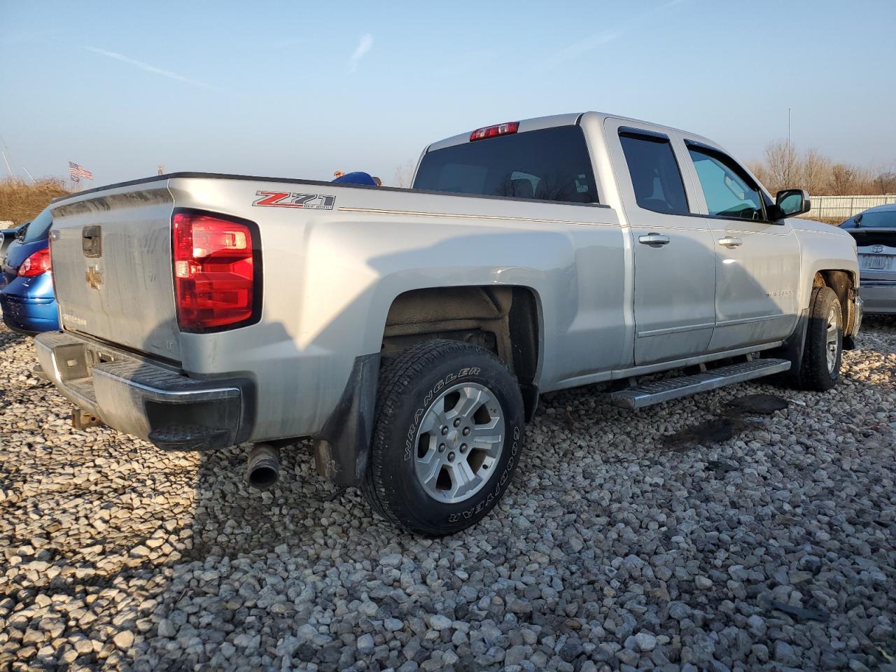2015 CHEVROLET SILVERADO - Фото 3