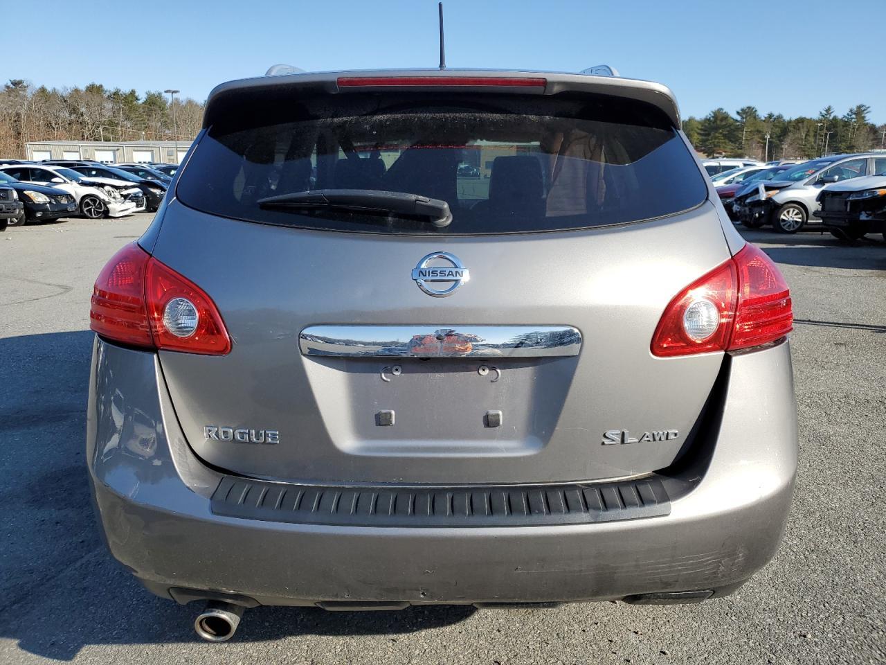 2013 NISSAN ROGUE S - Фото 6