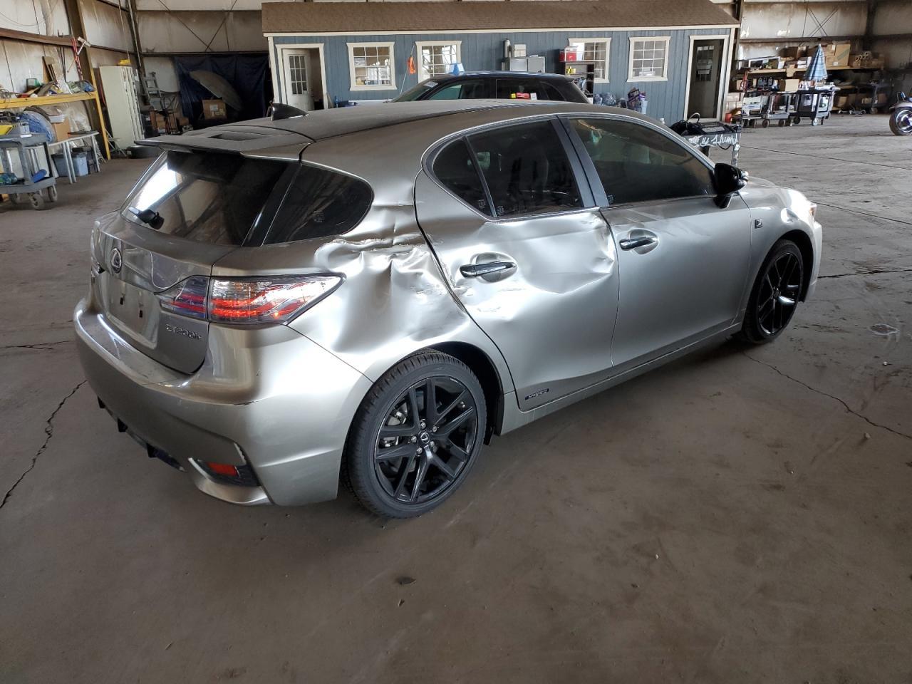 2016 LEXUS CT 200 - Фото 3