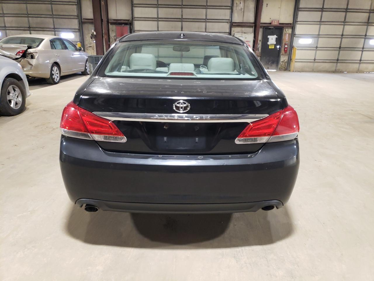 2011 TOYOTA AVALON BAS - Image 6