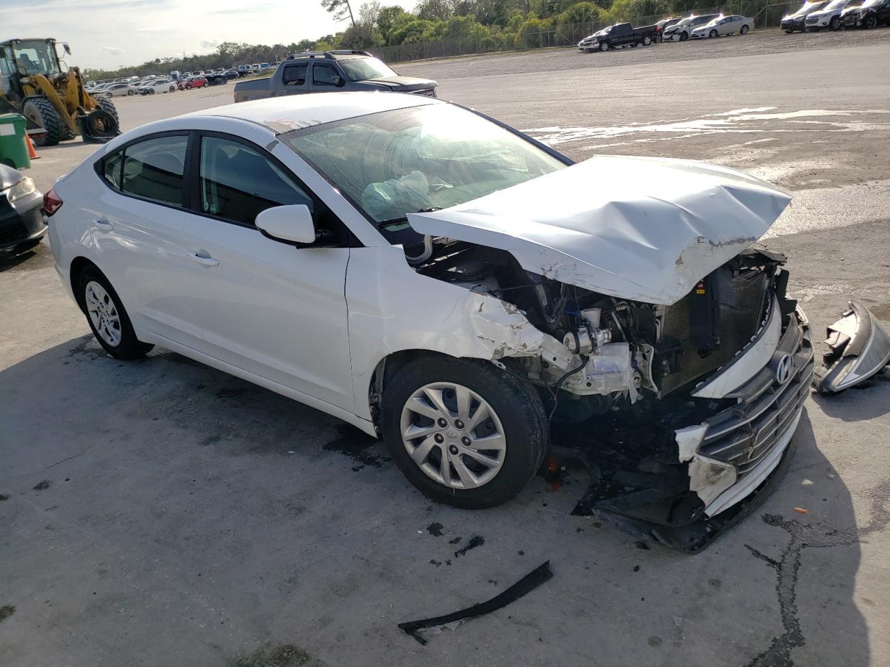 2019 HYUNDAI ELANTRA SE - Фото 4