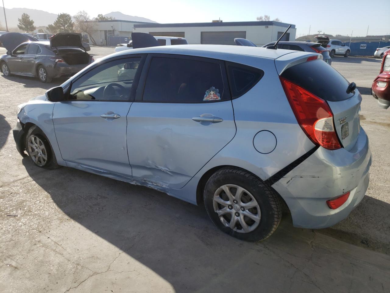 2012 HYUNDAI ACCENT GLS - Фото 2