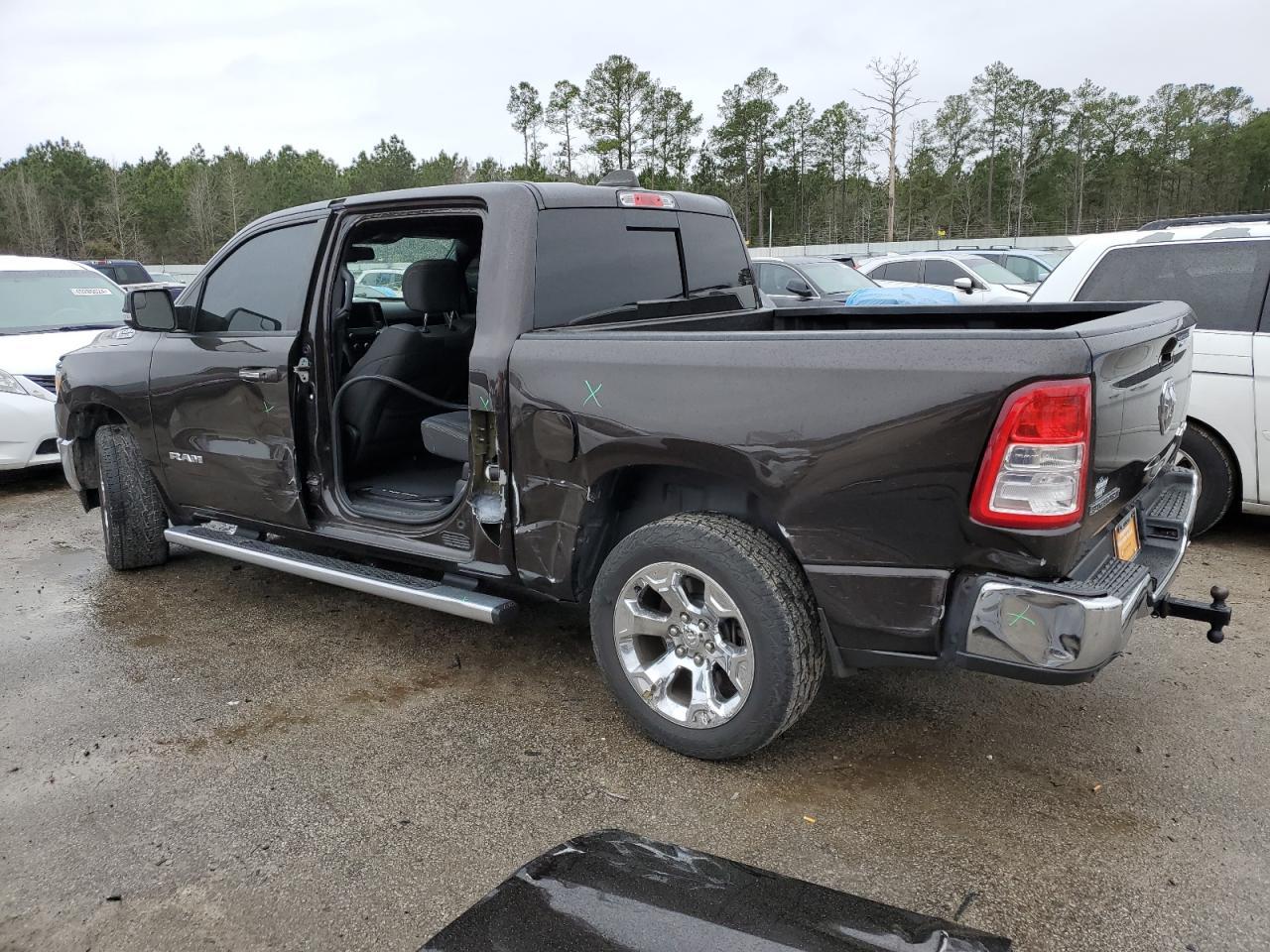 2019 RAM 1500 BIG H - Фото 2