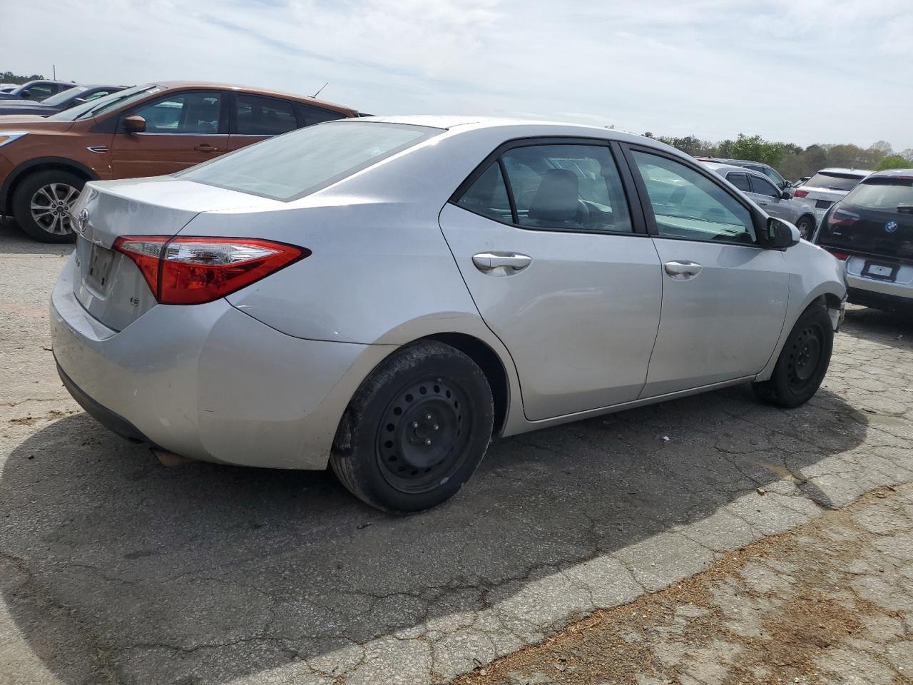 2015 TOYOTA COROLLA L - Фото 3