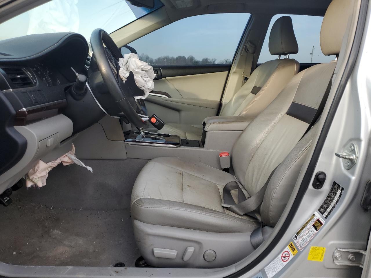 2012 TOYOTA CAMRY SE - Фото 7
