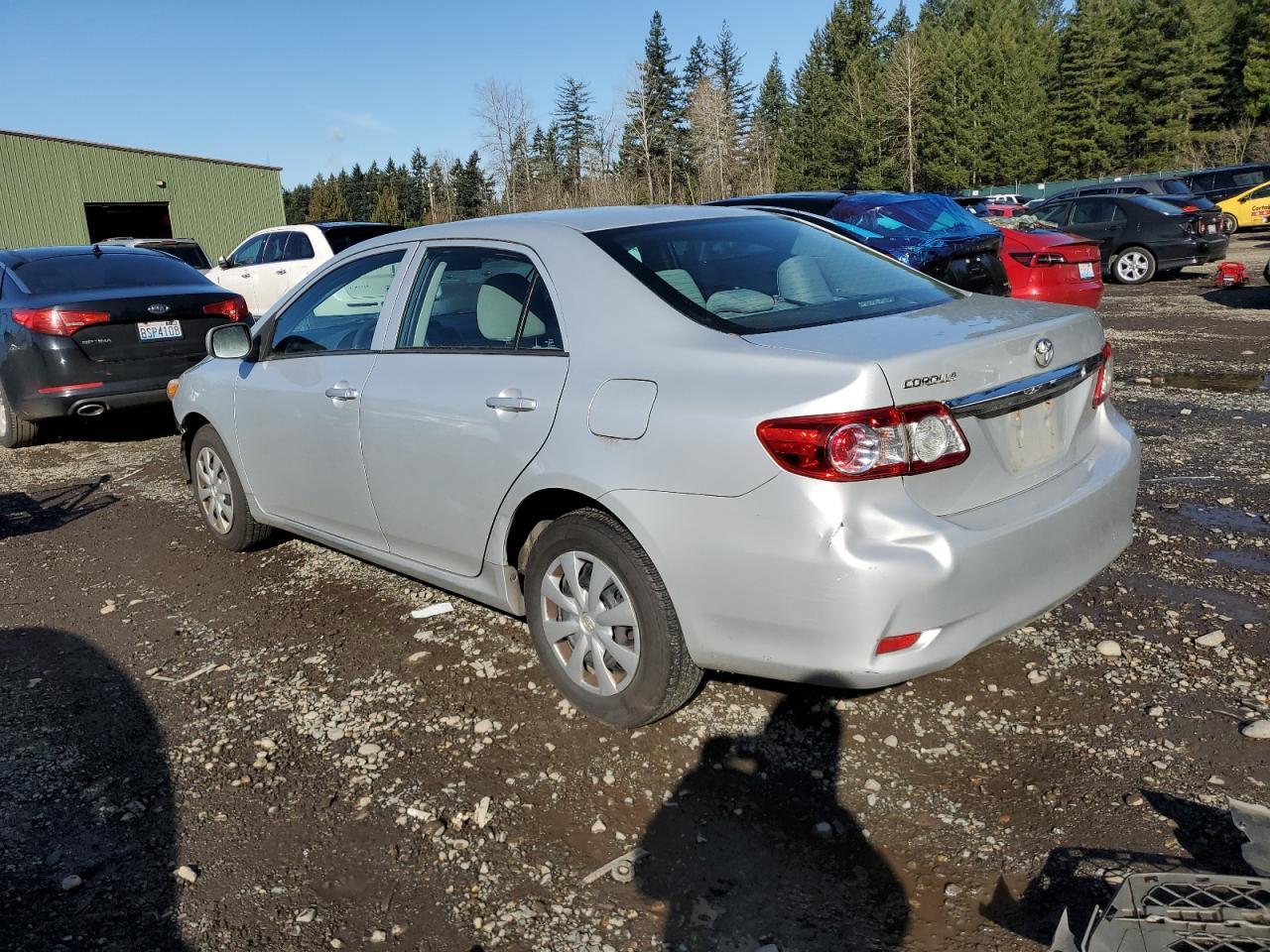 2013 TOYOTA COROLLA BA - Фото 2