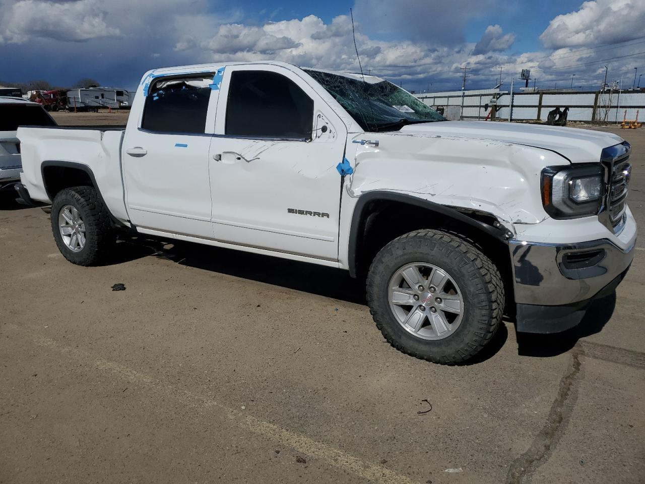 2017 GMC SIERRA K15 - Image 4