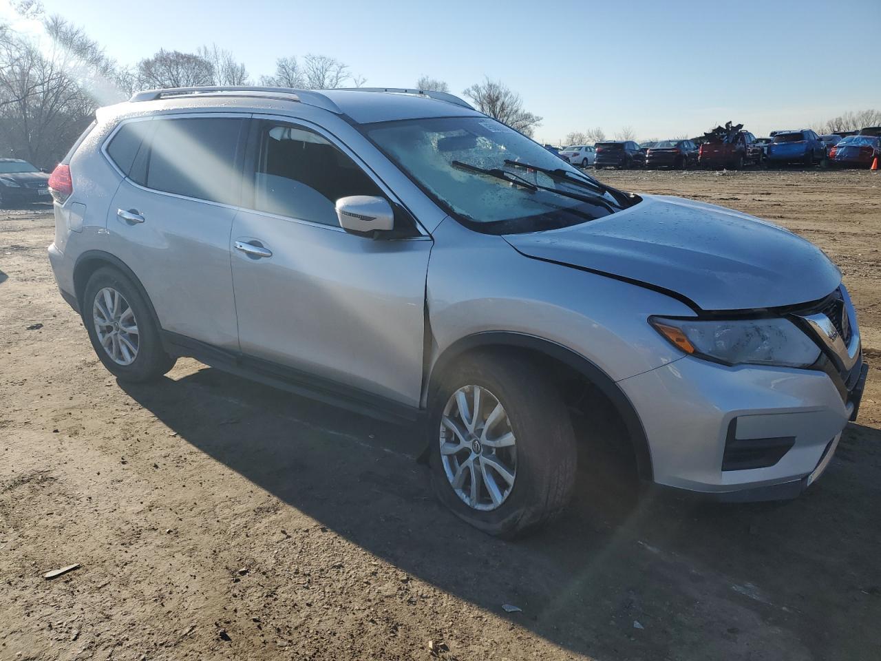 2018 NISSAN ROGUE S - Фото 4