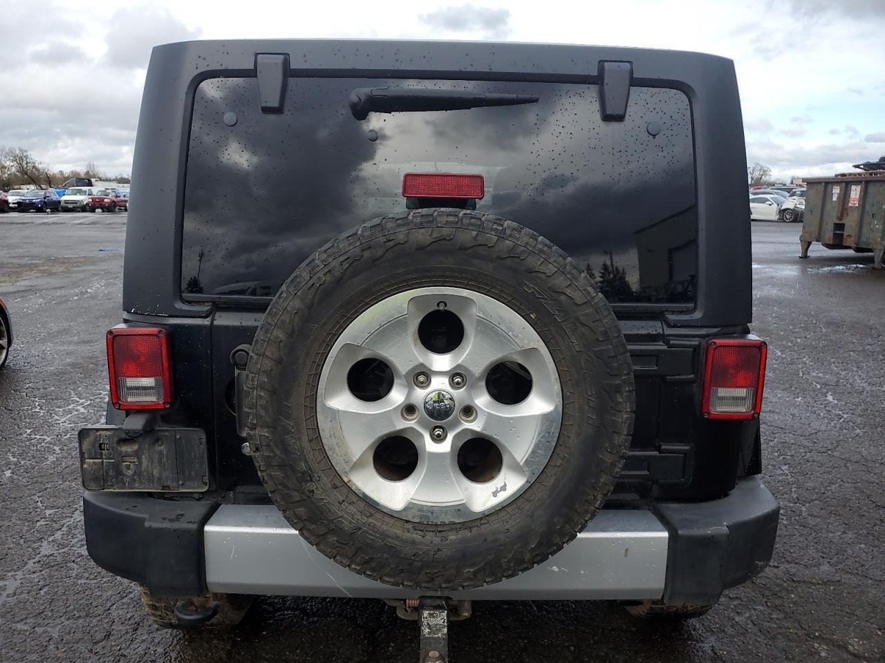 2014 JEEP WRANGLER U - Image 6