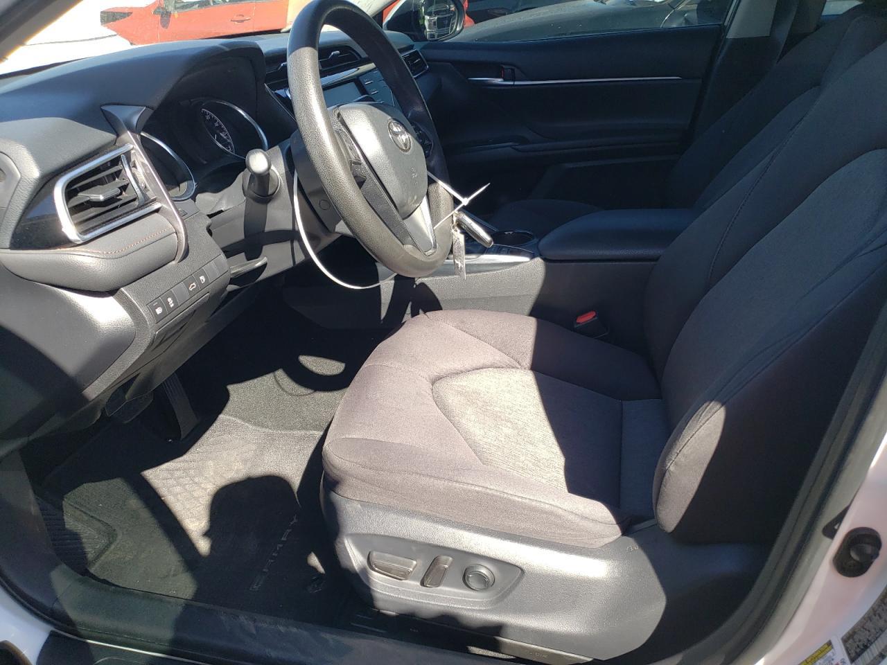 2018 TOYOTA CAMRY LE - Image 7