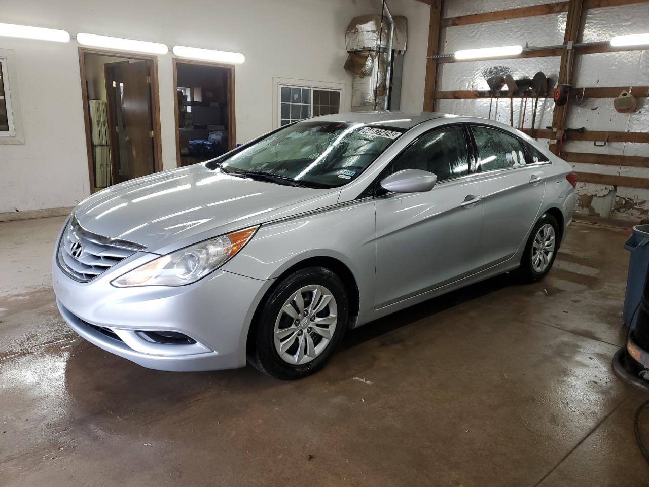 2011 HYUNDAI SONATA GLS