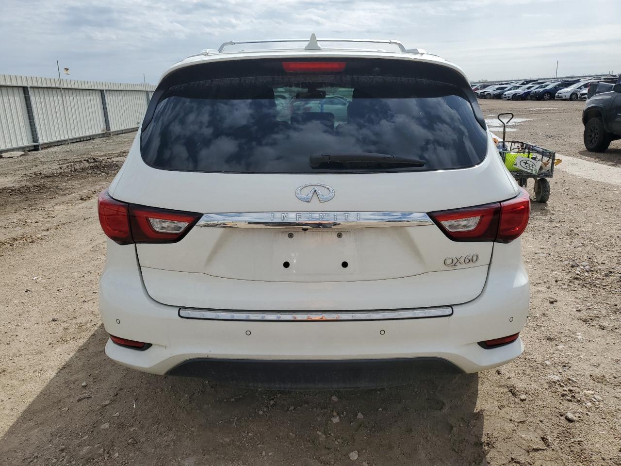 2017 INFINITI QX60 - Image 6